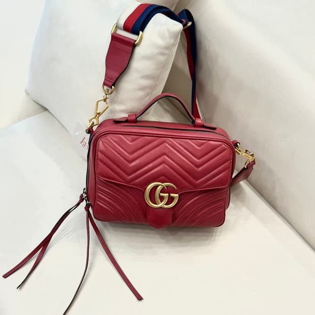 구찌 GG 마몽 마트라세 탑핸들백 (정품)