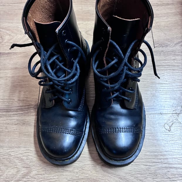 닥터마틴 벡스 Toe cap MIE