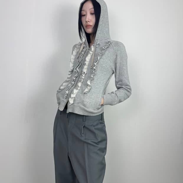 RUFFLE DETAIL HOODIE