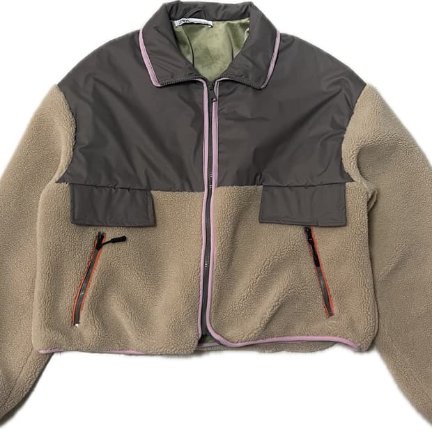 자라 플리스 배색 점퍼