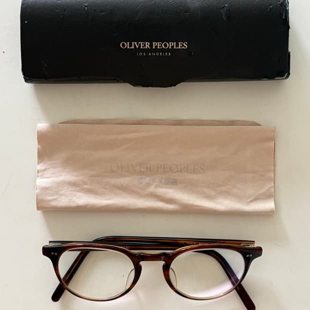 OLIVER PEOPLES Riley-k