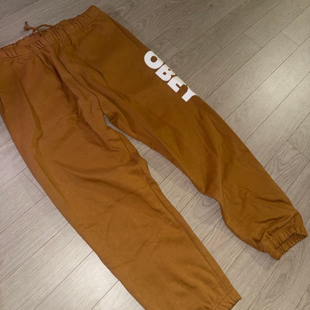 OBEY SWEATPANTS 새상품