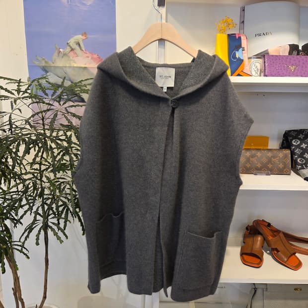 ST.JOHN 센존 라쿤 블렌딩 니트 후드 베스트