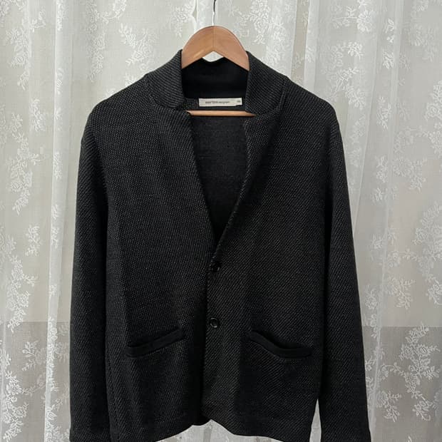 100) 시리즈 에피그램 가디건 차콜 그레이