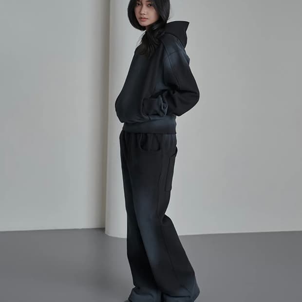 이예 워싱 플레어 스웻팬츠