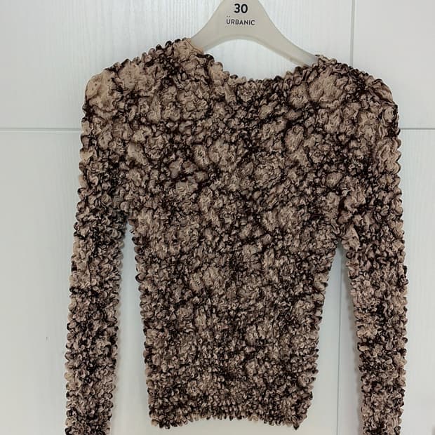 팝콘 플리츠 긴팔 티쳐츠