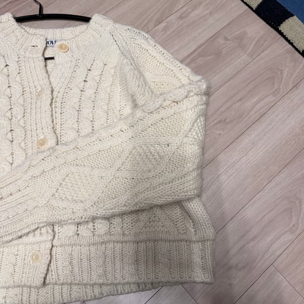 그러브 베이지 니트 