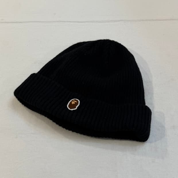 베이프 사루 원포인트 패치로고 울 비니 블랙