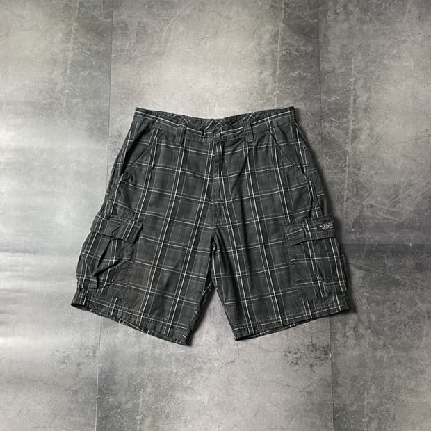 WRANGLER 랭글러 빈티지 차콜 체크 카고 하프팬츠 A00729