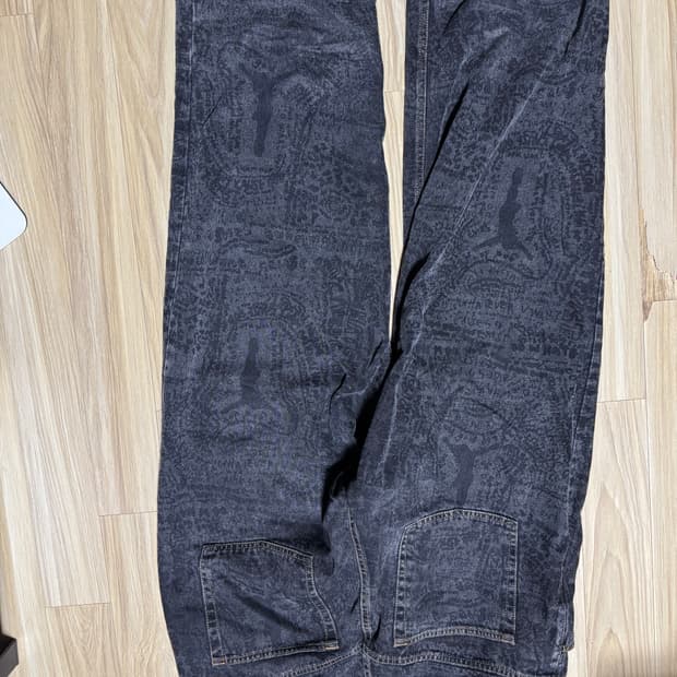 폴라 빅보이팬츠 판매합니다