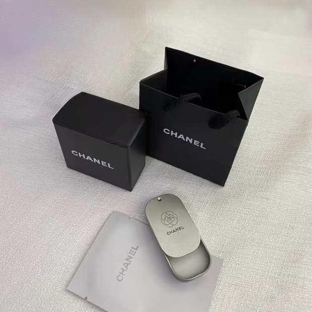샤넬 고체 향수 선물세트