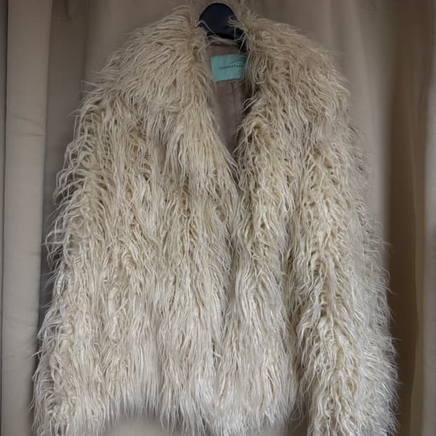 인스턴트펑크 에코 퍼 자켓