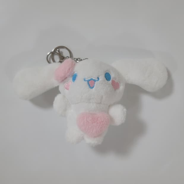 산리오 시나모롤 인형 키링 11cm(하자) 가방고리 큐방 봉제인형 