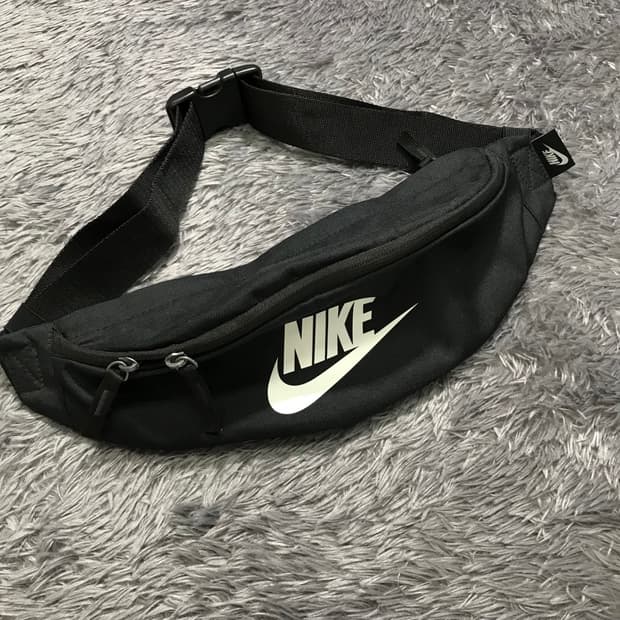 [[A급] 나이키(NIKE) 헤리티지 힙색/슬링백