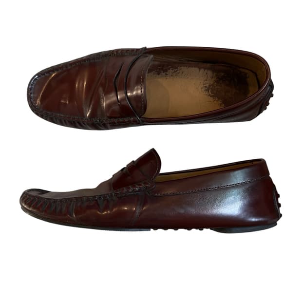 토즈(Tod’s) 클래식 로퍼