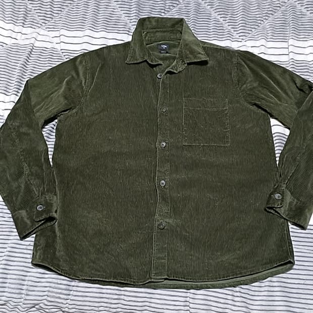 탑텐 오버핏 코듀로이남방 100 가슴61 기장74