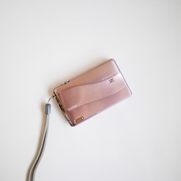 Fujifilm Finepix Z700EXR / 비닌티지 디지털 카메라