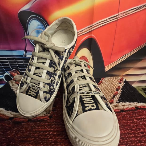 크리스챤 디올(Christian Dior)
제품명: 워크앤디올(Walk'