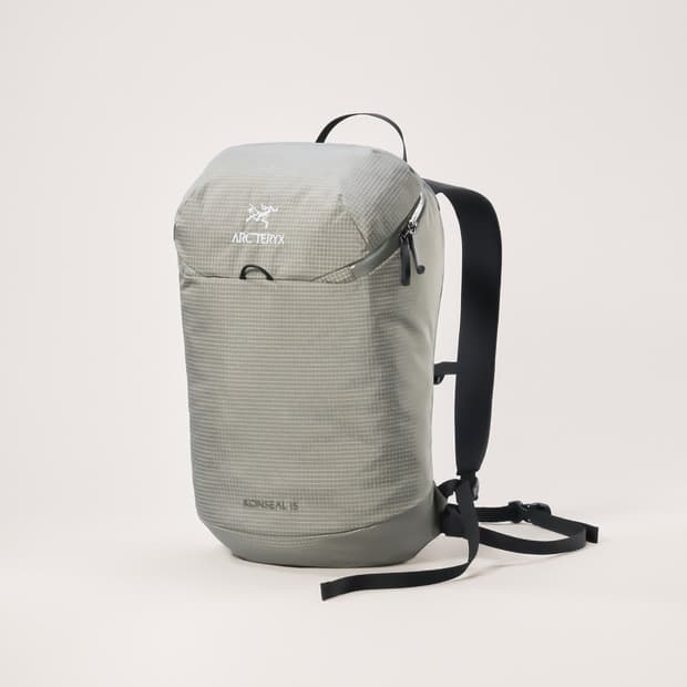 아크테릭스 컨실15 백팩 포리지