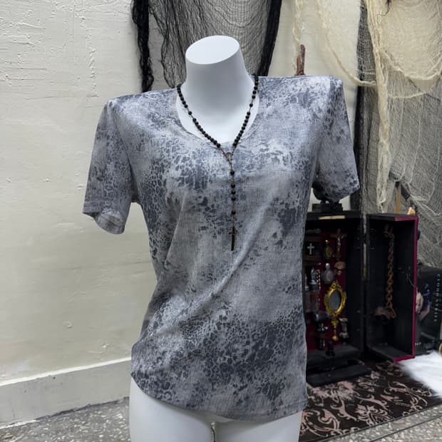 Tornado mart 00s leopard pattern top