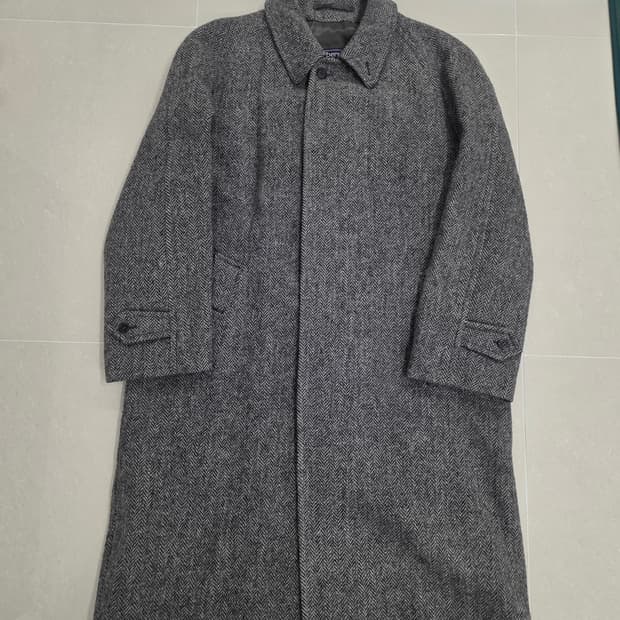 버버리 헤링본 해리스 트위드 코트