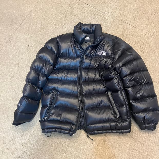 노스페이스 패딩 블랙