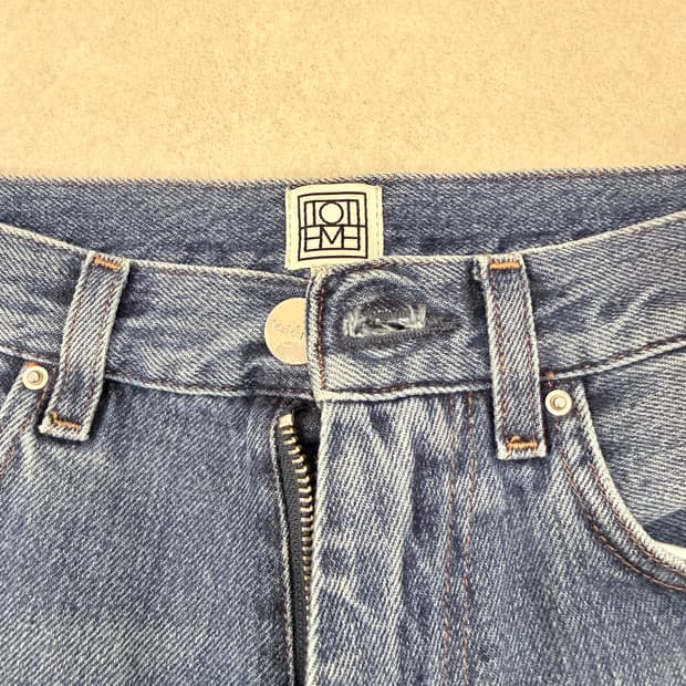 토템 트위스티드 데님 24