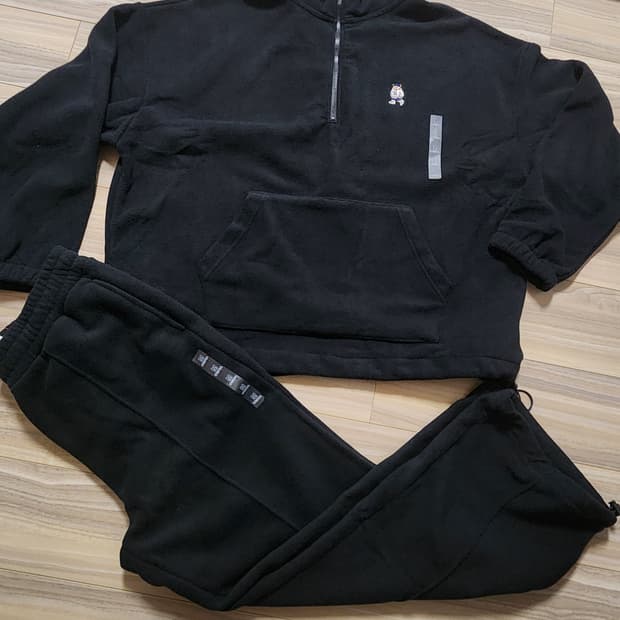 스파오플리스반집업풀오버바지세트셋업블랙