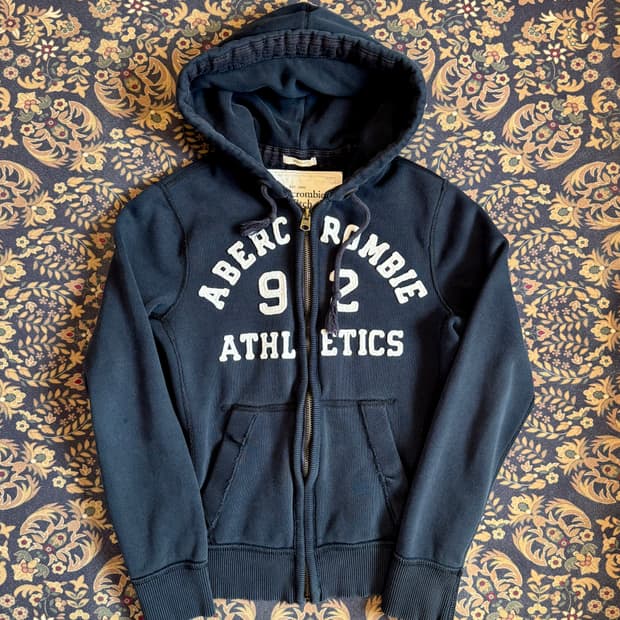 아베크롬비 아플리케 후드집업