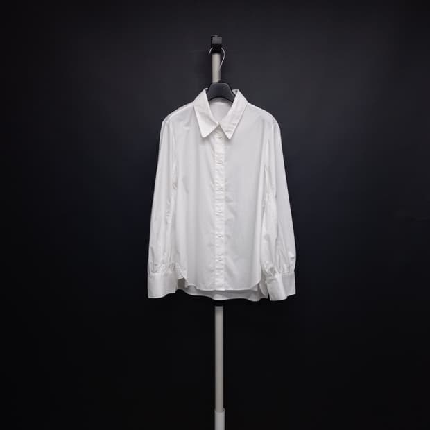 폴앤조 화이트 춘추 얇은 남방블라우스 77