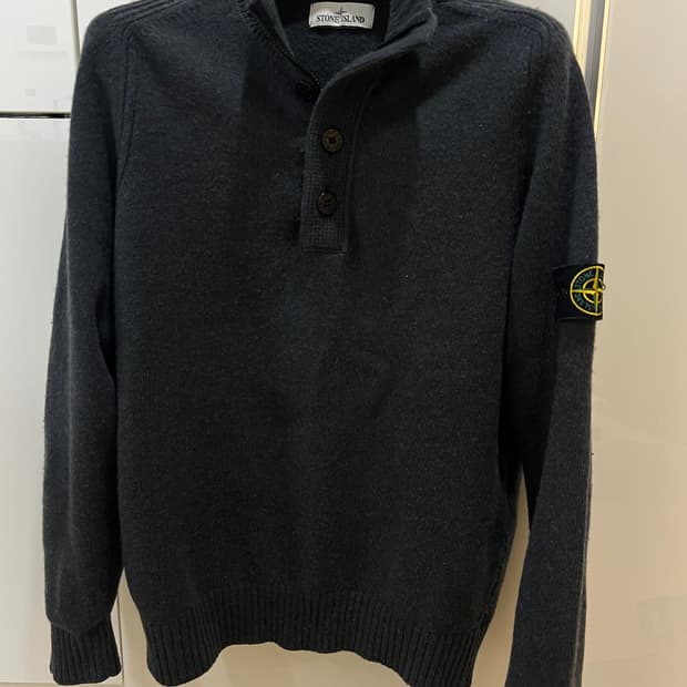 스톤아일랜드 반집업니트 차콜 L