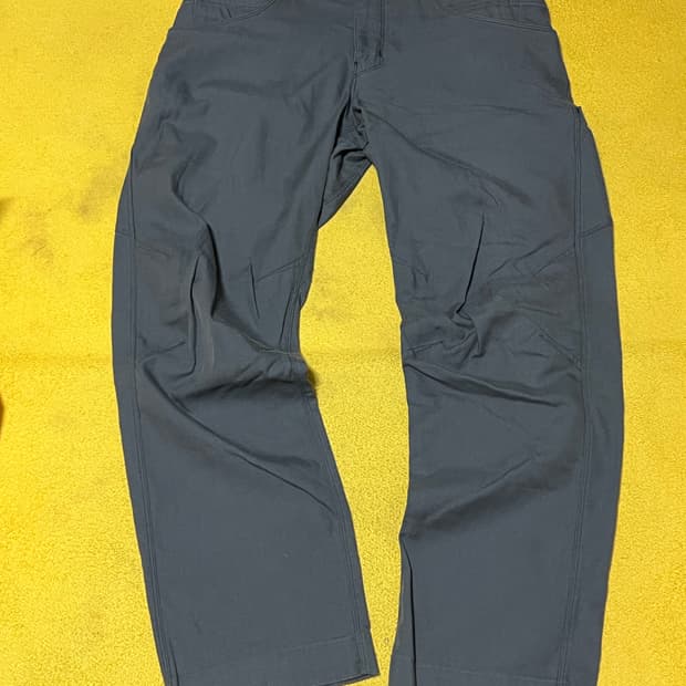 아크테릭스 리프 엑스펑셔널 바지