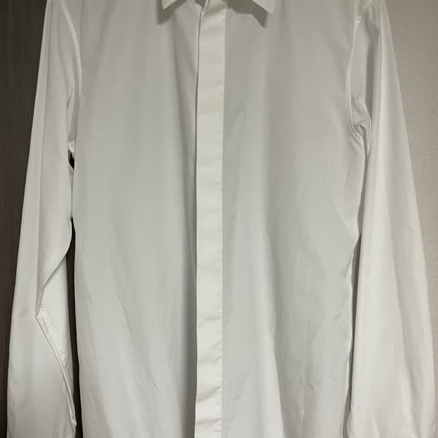 디올 남성 브로치 셔츠