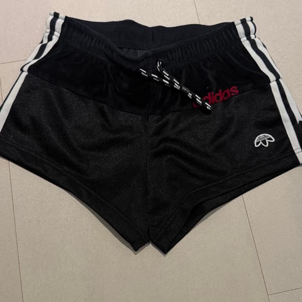 알렉산더왕X아디다스 쇼츠 xs