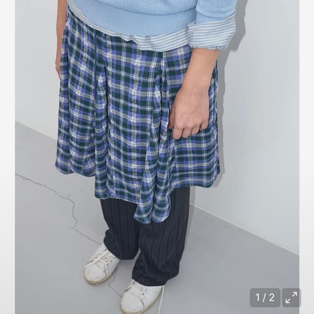 엔조블루스 위티 체크 플레어 스커트