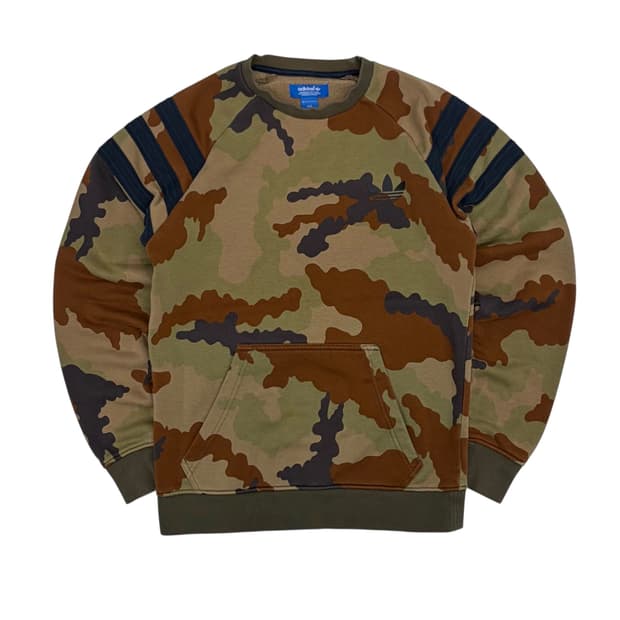 아디다스 카모 맨투맨 