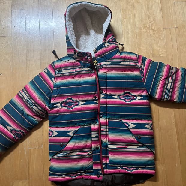 고슬로우카라반 go slow caravan 패딩