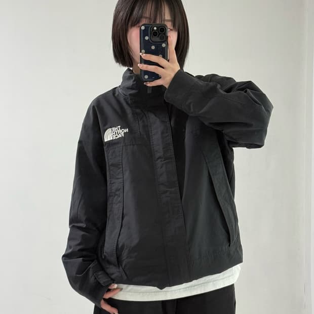 노스페이스 블랙 바람막이
