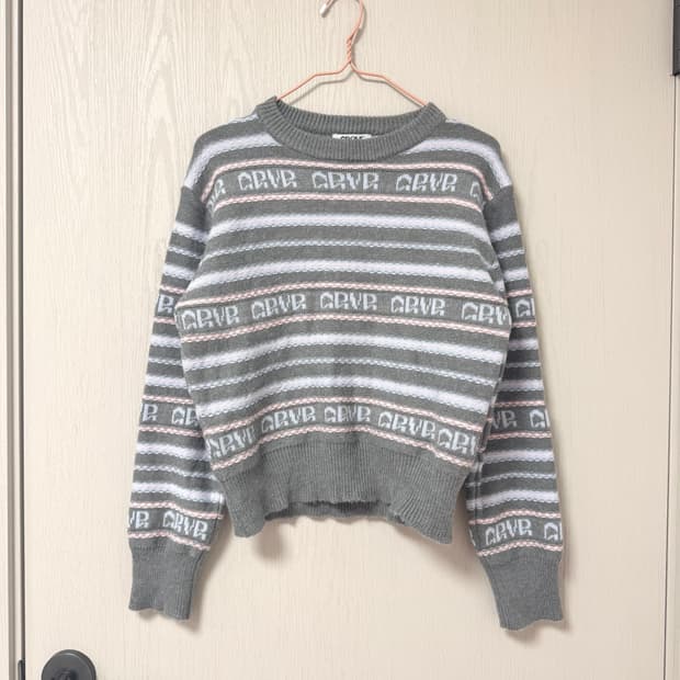 그로브 스트라이프 니트