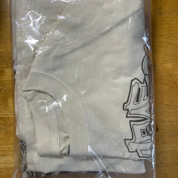 새상품) 오늘만 판매 / 트래비스 스캇 한국 한정 머천 티셔츠 L