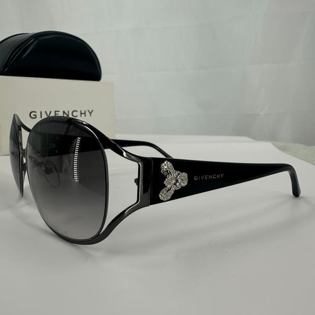 [새상품 무료배송] 정품 지방시 Made in Italy 선글라스