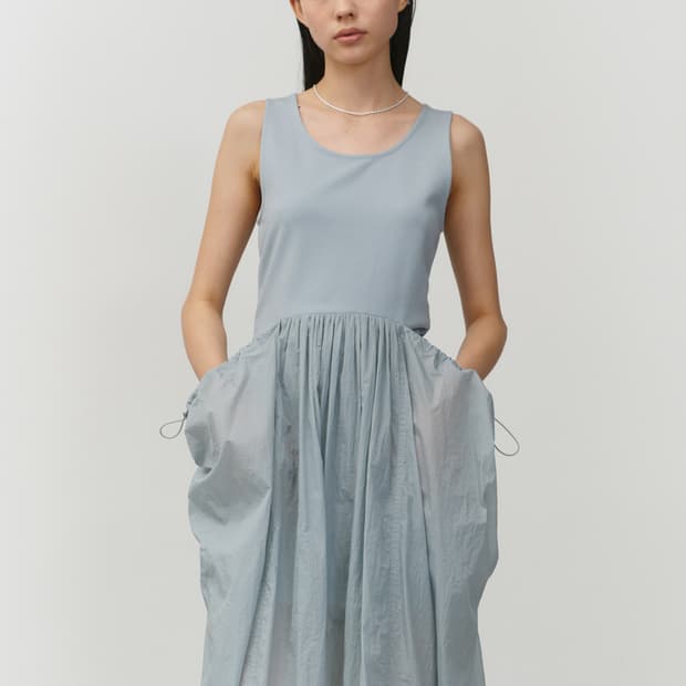 아모멘토 SHEER JERSEY DRESS GREY BLUE