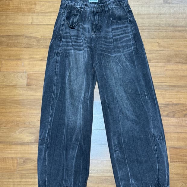 밀로 아카이브 리플렉트 커브드팬츠 블랙 M