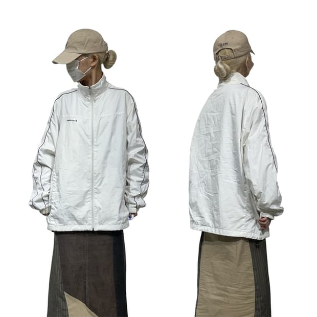 컨버스 화이트 오버핏 바람막이 트랙 자켓 XL