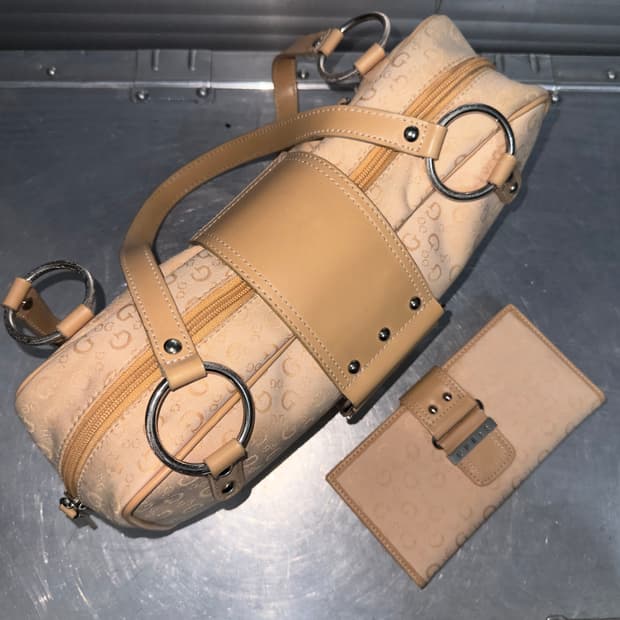 00s 빈티지 피치색 게스 박스 백 & 지갑 세트