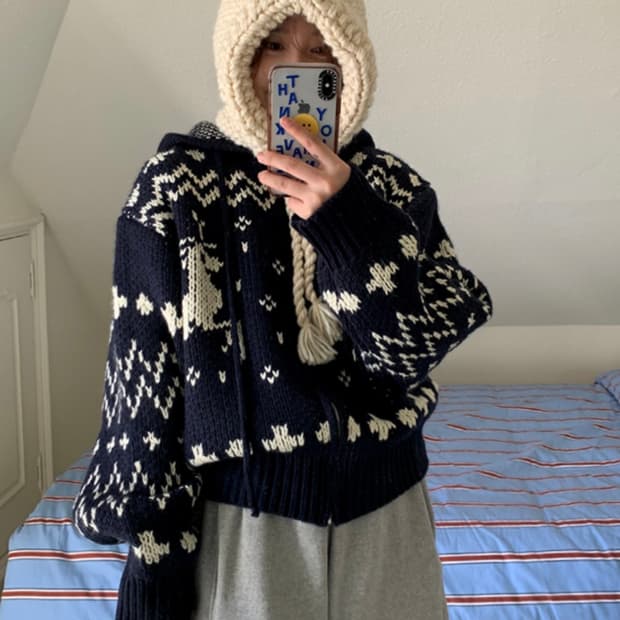 노르딕 사슴 후드집업 니트 연말 겨울 여행룩 새상품