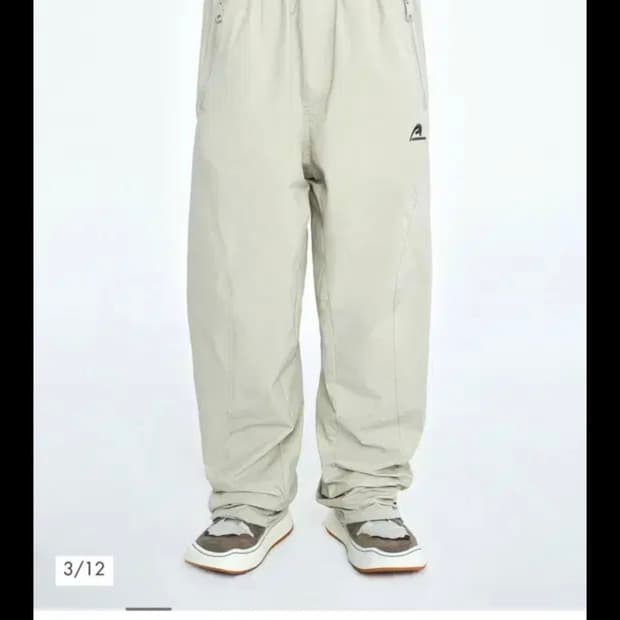 아더에러 plue 바지+로그 바우스