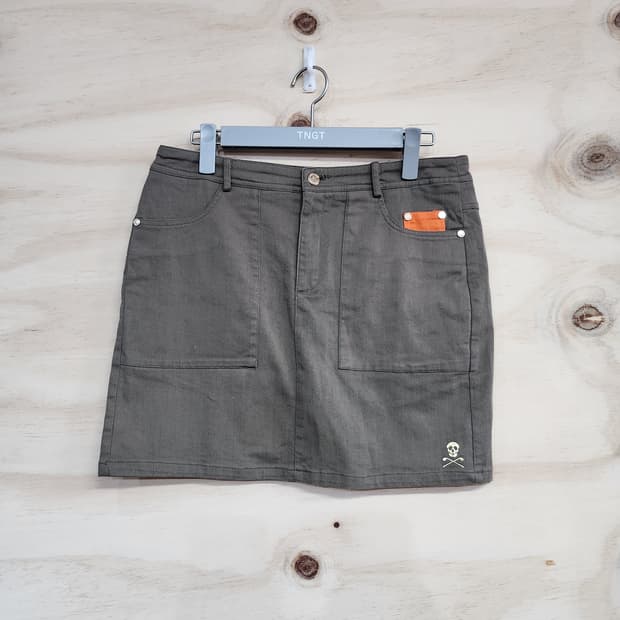 823) 마크앤로나 여성 골프치마