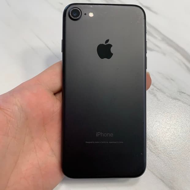 아이폰7매트블랙 32GB