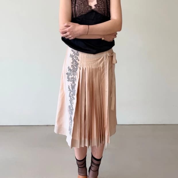 Essentiel Antwerp skirt 비즈 자수 플리츠 스커트